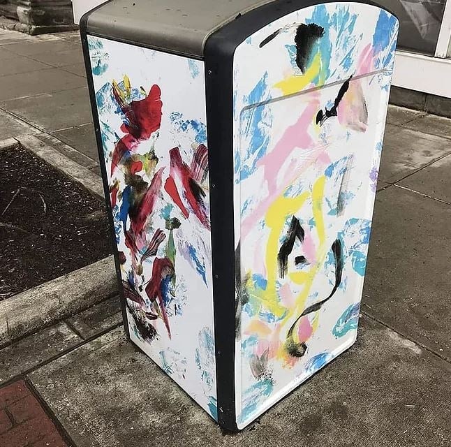 Sallery Trash Receptacle